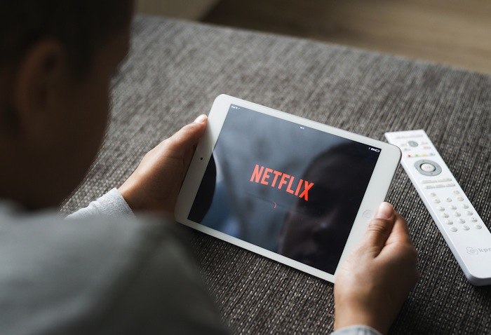 Ver series vía streaming es cada vez más habitual y la mayoría de los espectadores son aficionados a una. Foto: Shutterstock