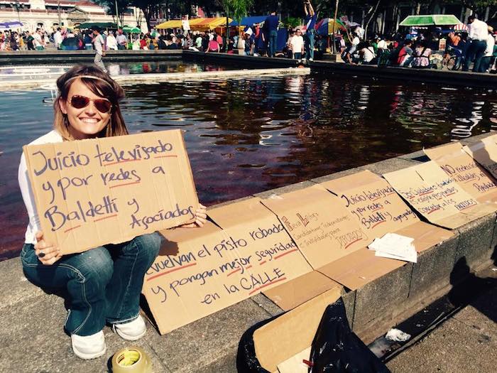 "La veo más como una enfant terrible libertarista", es la definición que da el periodista Martín Rodríguez Pellecer sobre Álvarez. Foto: Facebook