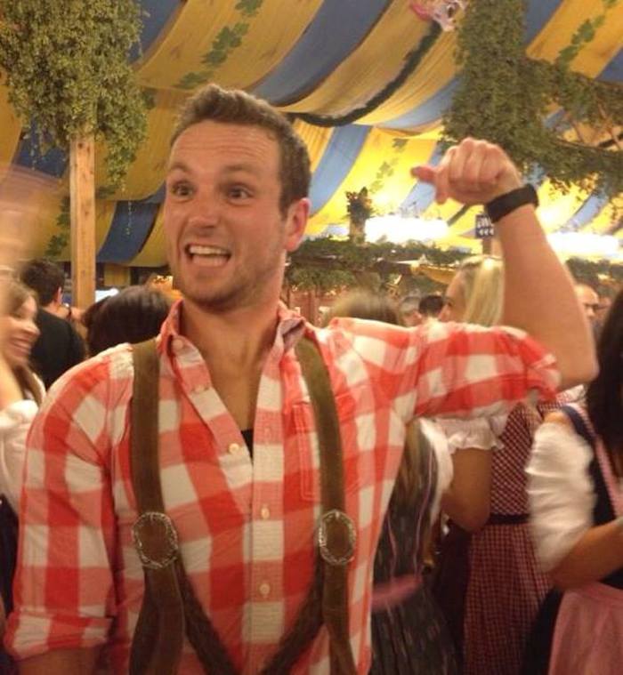 Maratonista consigue cita amorosa. Foto: The Huffington Post