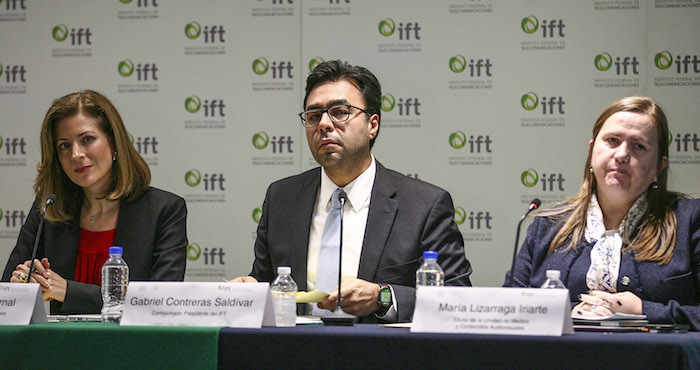 Mónica Aspe Bernal subsecretaria de Comunicaciones, Gabriel Contreras Saldívar, comisionado presidente de IFT, María Lizárraga Iriarte, titular de la Unidad de Medios y Contenidos Audiovisuales ofrecieron conferencia de prensa para hablar del apagón analógico. Foto: Cuartoscuro