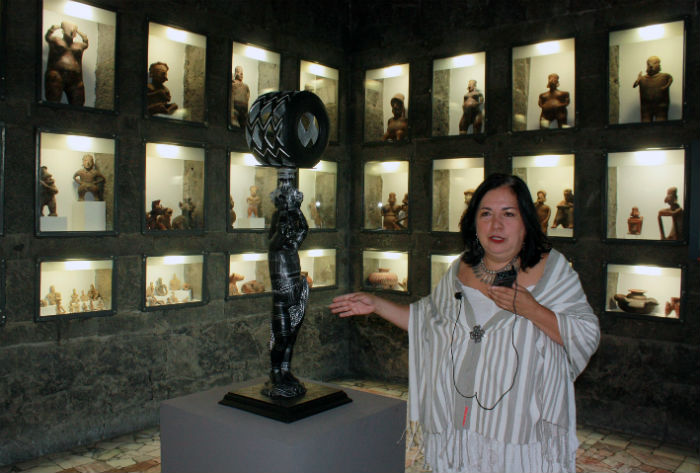 Betsabeé Romero, en el Museo Anahuacalli. Foto: Conaculta/Rubén Pax