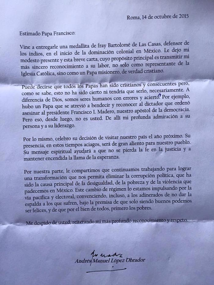 La carta que López Obrador entregó al Papa Francisco. Foto: Especial.