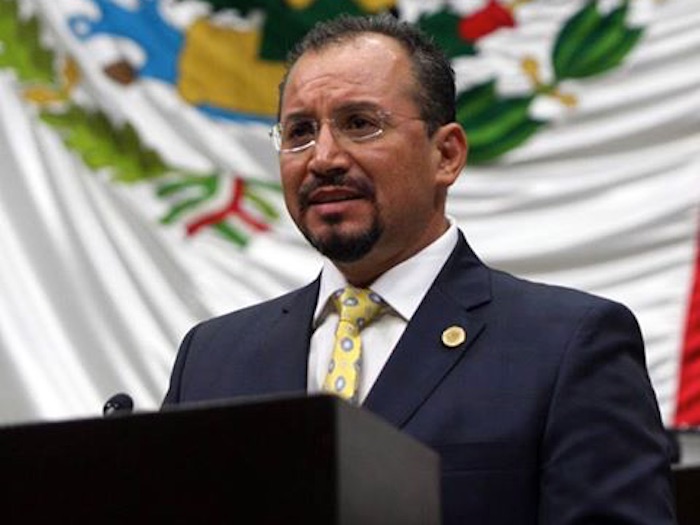 Diputado perredista El Diputado perredista Omar Ortega denunció que hay 288 expedientes de solicitudes de juicios políticos congelados. Foto: PRD