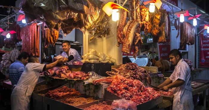 El consumo excesivo de carne puede traer consecuencias graves a la salud. Foto: Cuartoscuro