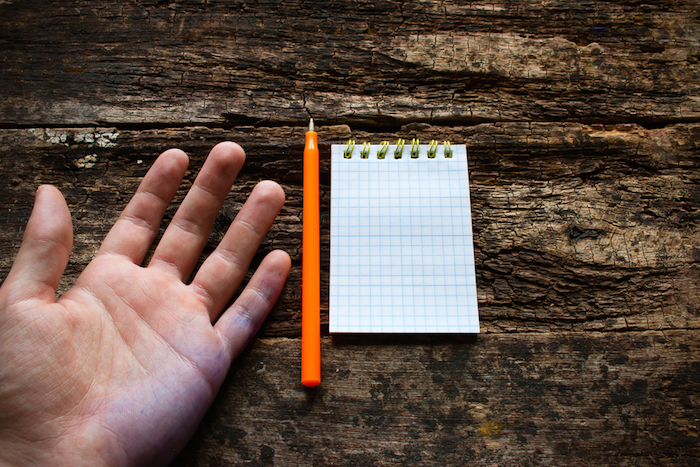 Zurda Usar la otra mano ayuda al cerebro