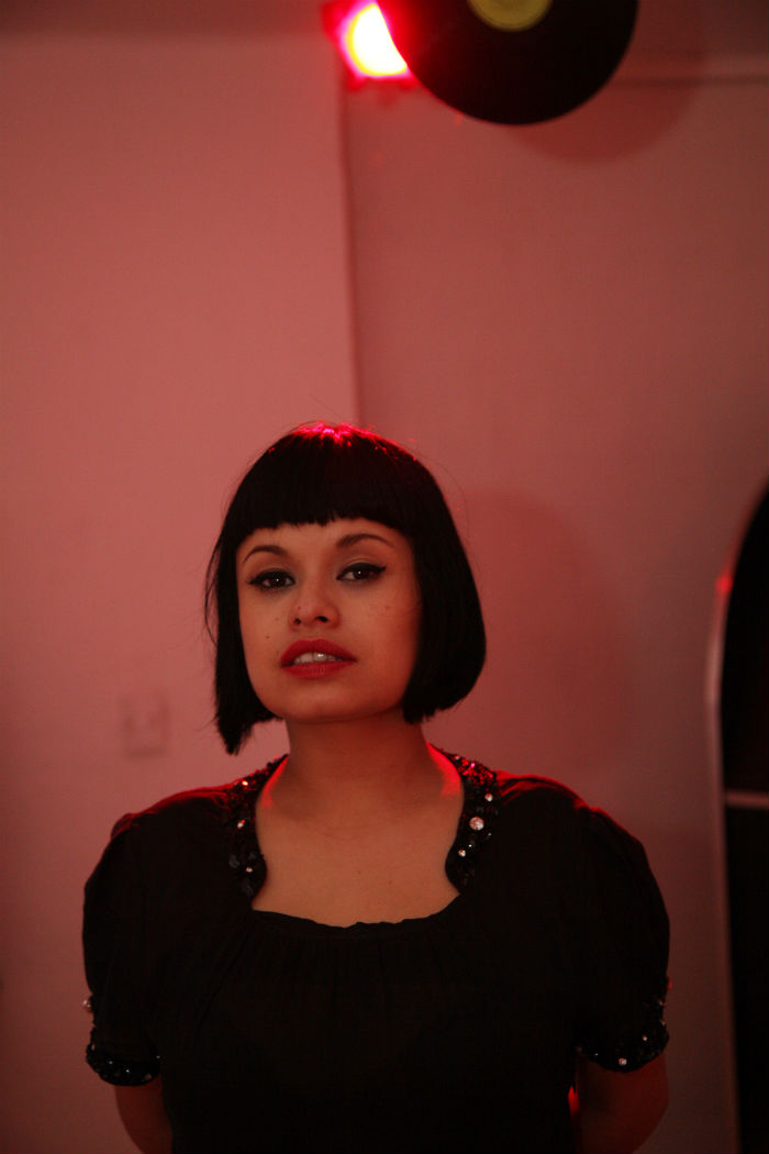 Honestidad brutal y tierna en el libro "13 latas de atún". Foto: Especial