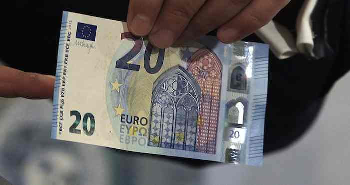 El nuevo billete de 20 euros, prueba de que "el efectivo es y seguirá siendo una importante forma de pago: BCE Foto: EFE
