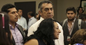 El Gobernador hizo una su "consulta" sobre el presupuesto en Facebbok Foto: Cuartoscuro