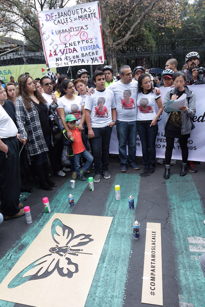 Cientos acudieron al memorial de este domingo. Foto: Francisco Cañedo, SinEmbargo.