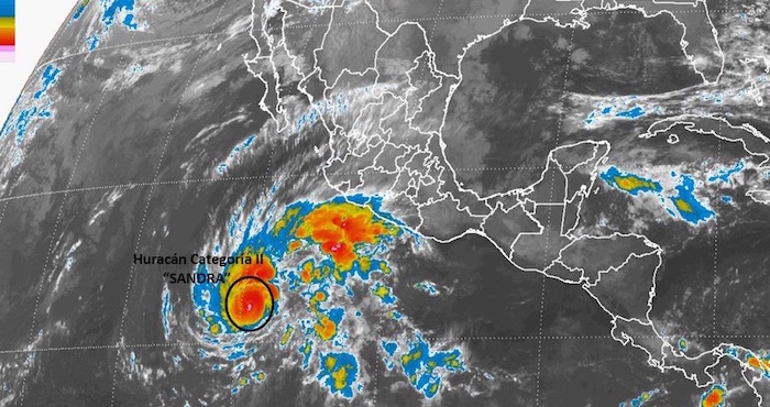 Sandra podría perder fuerza en las próximas 36 horas, según el SMN. Foto: Especial