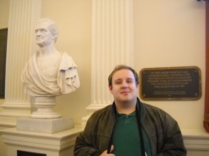 Steve Pruitt es el editor más prolífico de la plataforma. Foto: La Opinión