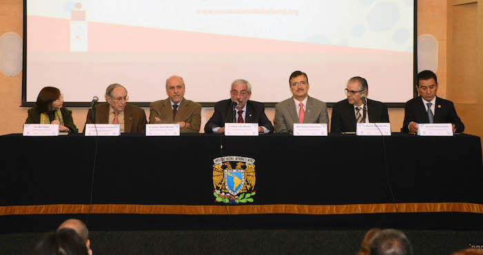 El Rector de la UNAM habló sobre el conflicto que representa la obesidad en el país. Foto: DGCS.