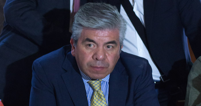 PRD En respuesta, el líder del PRD en el DF, Raúl Flores, criticó a los senadores panistas y aseguró que con la carta buscan sembrar el odio y el rechazo hacia los habitantes de la Ciudad de México. Foto: Cuartoscuro