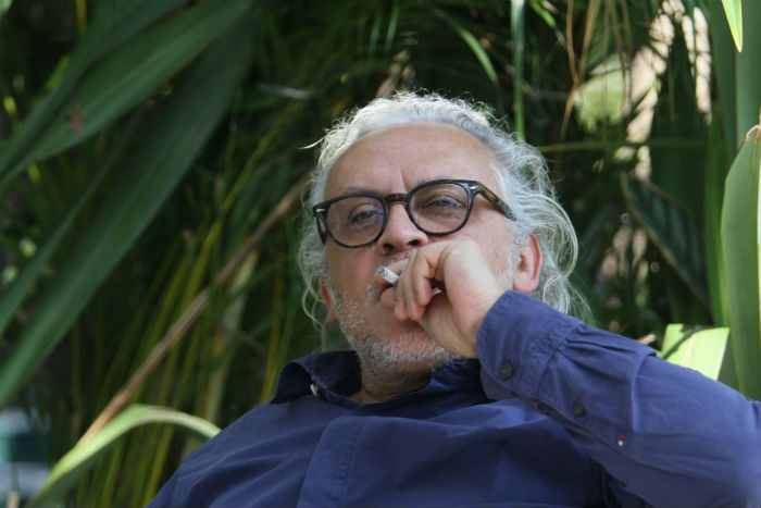 Hubo agresión y crítica violenta contra mi arte y mi persona. Eso se ha atenuado en los últimos tiempos cuando han aparecido artistas jóvenes que se han puesto a dialogar con mi trabajo y todavía no me toca la generación que ha de matarme como al padre, ya llegará. Foto: Arturo Campos, SinEmbargo