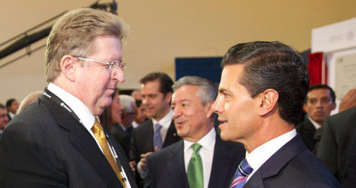 Germán Larrea con el Presidente. Foto: Presidencia de la República