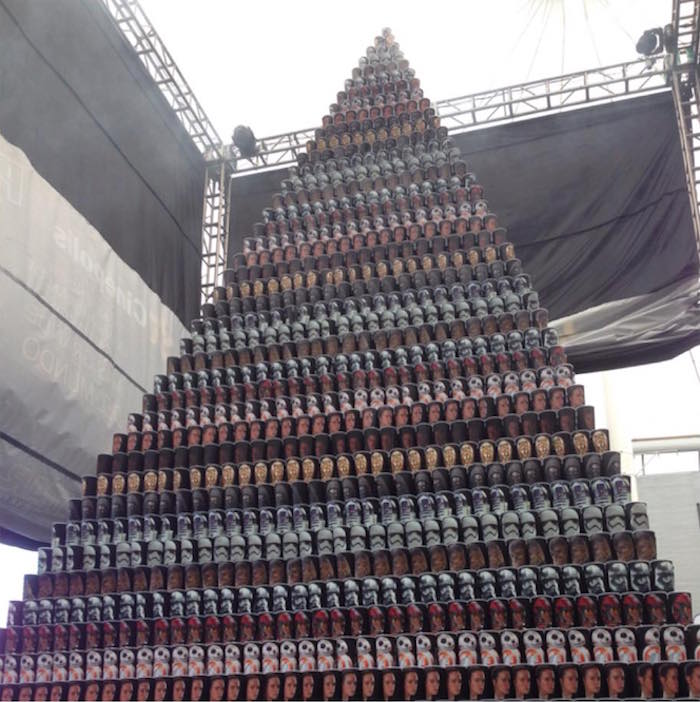 La enorme pirámide se concreto tras 50 horas de trabajo. Foto: Cuartoscuro