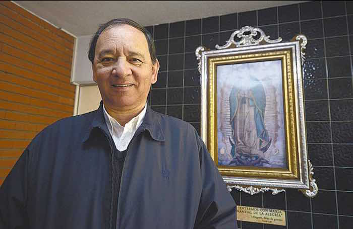 Postura oficial. El religioso Gerardo Escareño, descarta que la Virgen se haya manifestado en nuestro estado. Foto: Jonathan Vargas, Vanguardia