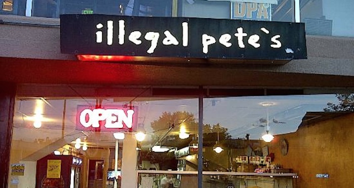 Calendario de bomberos. Foto: Especial