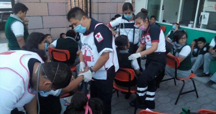 48 estudiantes de la secundaria Alfonso Sierra Partida resultaran intoxicados Pemex refinería