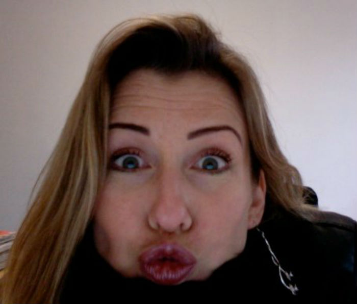 Julia Santibáñez, poeta y editora. Foto: Facebook