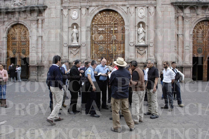 Elementos de la Guardia Suiza durante su recorrido en Morelia. Foto: Jaime Lucero, Provincia