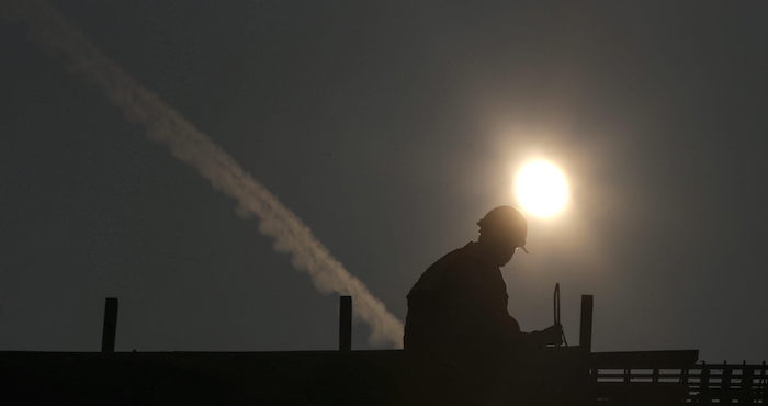 La tasa de desempleo en EU descendió al 4.9 por ciento en enero. Foto. EFE