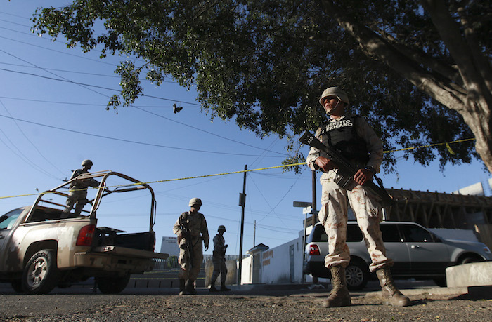 Militares vigilan Tijuana. Foto: Cuartoscuro