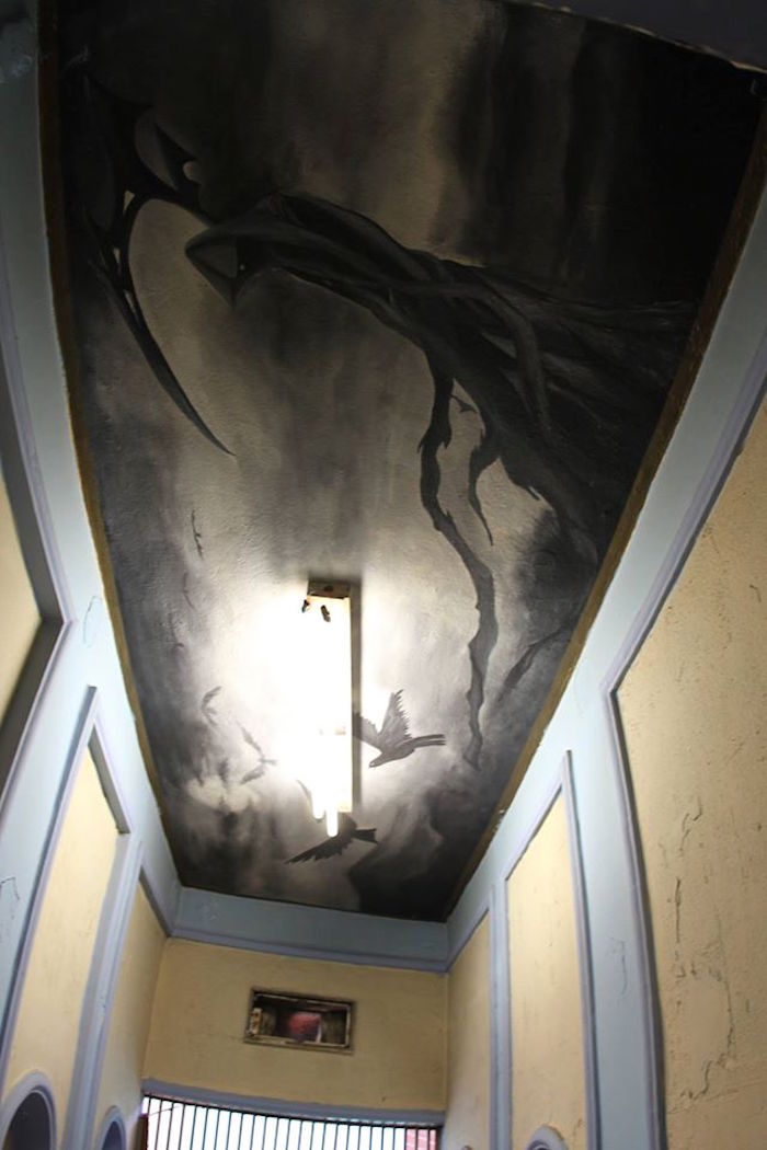 Pinturas en los techos del pasillo. Foto: Facebook Comunicación Social del Estado de Nuevo León