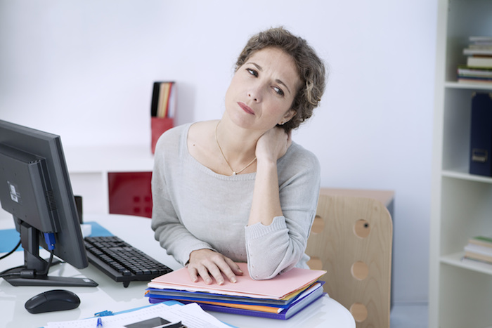 “Estar sentado es tan perjudicial como fumar”. Foto: Shutterstock