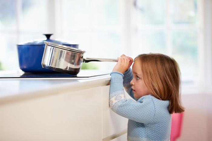 La cocina no es lugar para niños. Imagen: Shutterstock