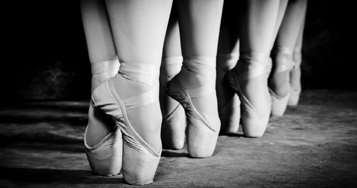 Una danza que en algunos países parece casi obligatoria, en otros, el gobierno no lo permite. Foto: Shutterstock