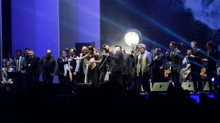Homenaje a Alfredo Zitarrosa en Montevideo. Foto: efe