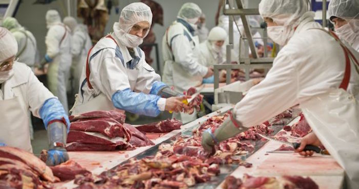 La consultora propone que se elabore "un documento explicativo sobre las cualidades de la carne y la necesidad de su consumo en la frecuencia recomendada". Foto: AP