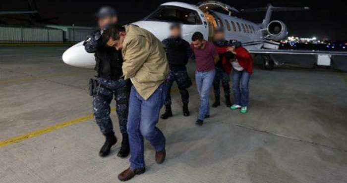 Los agentes detenidos por la desaparición. Foto: Policía Federal.