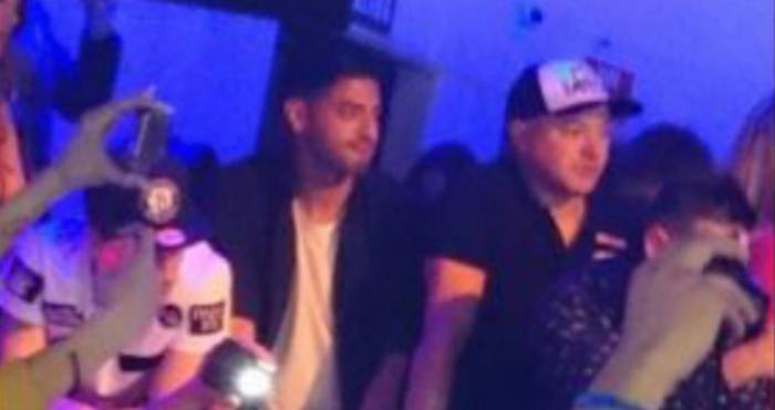 Carlos Vela en concierto del cantante Chris Brown. Foto: Especial