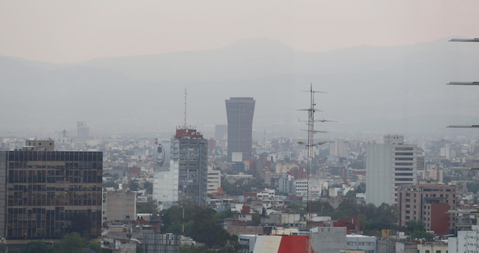 México es el segundo país con mayor número de decesos por la contaminación en toda América Latina, según dio a conocer en abril del año pasado Clean Air Institute, mientras que Brasil ocupa el primer lugar con 23 mil muertes anuales. Foto: Cuartoscuro.