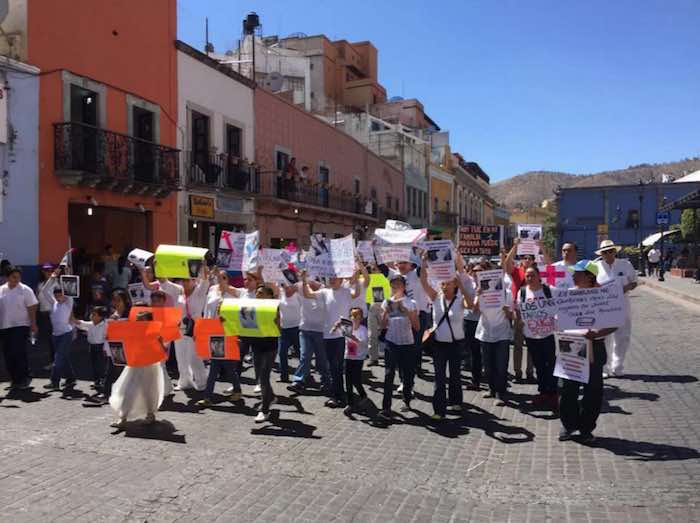 "Ni una muerta más", gritaron los manifestantes en las calles de Guanajuato capital. Foto: Zona Franca