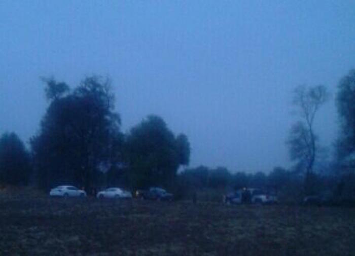 En redes sociales circulan fotos del lugar donde fueron hallados los tambos. Foto: Vía Twitter @danherc