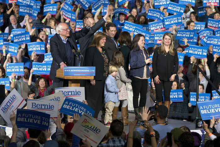 El precandidato presidencial demócrata Bernie Sanders en Essex Junction, Vermont. Foto: AP.