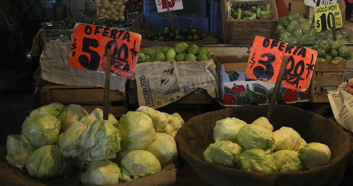 Frutas y verduras en la Central de Abasto. Foto: Cuartoscuro.