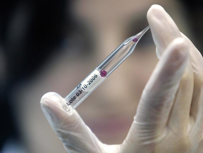 El nuevo sistema de secuencia de ADN evita que se pierda información de los genes, incrementa la velocidad en la obtención de resultados y ha permitido descubrir por primera vez determinadas clases de variaciones genéticas. Foto: EFE/Archivo