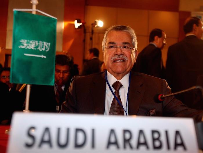 Arabia Saudí aprueba un ambicioso plan para reducir su dependencia del crudo El ministro de Arabia Saudí de Petróleo, Ali al Nuaimi. Foto: EFE