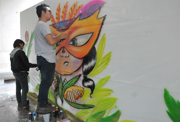 "Voy corriendo a ver qué escribe en la pared la tribu de mi calle", dice una canción. Foto: Secretaría de Cultura