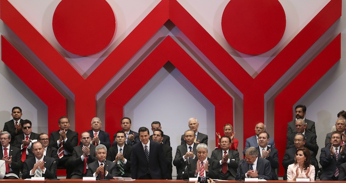 El gobierno federal adicionó cambios a los artículos 39, 44, 45 y 55 de la ley, que entrará en vigor a partir del 28 de abril de 2016, afectan el interés los créditos de la siguiente manera. Foto: Cuartoscuro