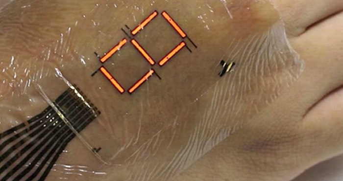 Takao Someya y su equipo de la Universidad de Tokio han diseñado una piel electrónica. Foto: Especial