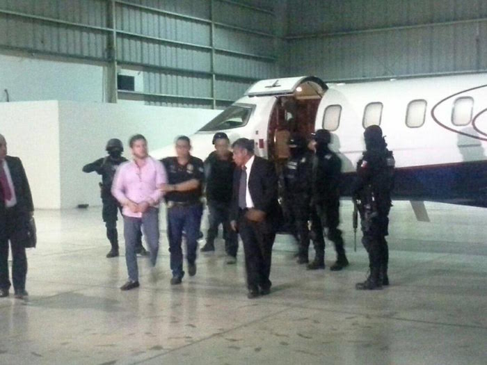 Capitaine ingresó a "El Penalito" de Veracruz esta mañana. Foto: BlogExpediente. 