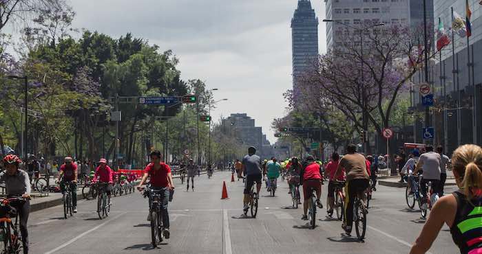 En la imagen, un paseo ciclista sobre la avenida Juárez en la Ciudad de México. Foto: Cuartoscuro.