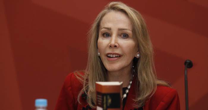 La esposa del escritor Carlos Fuentes, Silvia Lemus. Foto: EFE