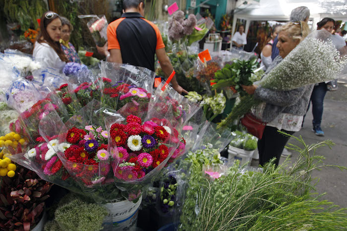 Los comerciantes calcularon que en el mes de mayo de este año lograrán captar 61 mil 720 millones de pesos, 7.5 por ciento más que en mayo de 2015. Foto: Cuartoscuro
