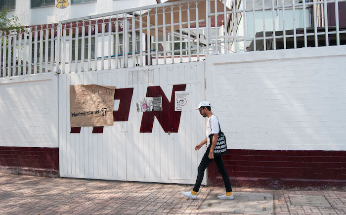 Fernández Fassnacht lamentó que la vocacional 5 “manifieste abiertamente su poca disposición a cumplir con los acuerdos firmados”. Foto: Cuartoscuro